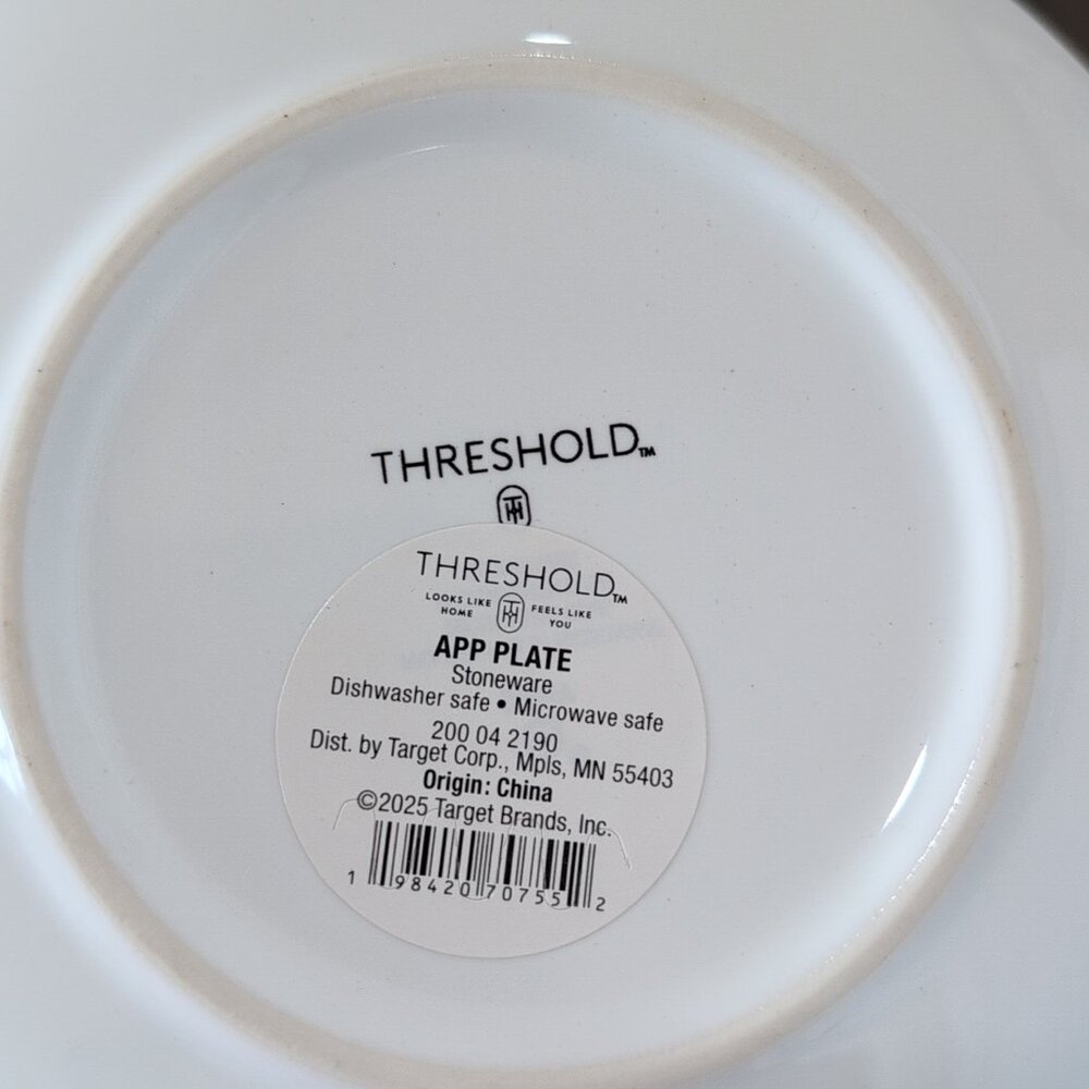New Threshold App Plate Stoneware 2025 Christmas Tree Holiday 6" Round Plate - Picture 4 of 4